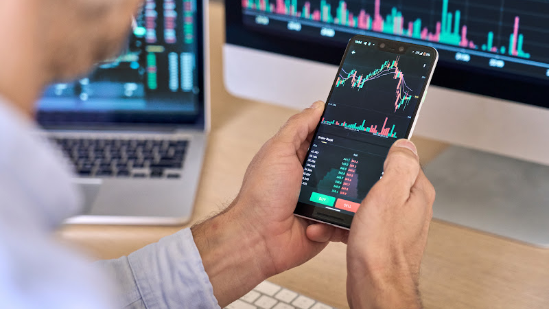 how much money to start day trading crypto